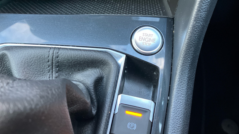 Volkswagen Tiguan 1.5 TSI 150 Active 5dr Petrol Estate